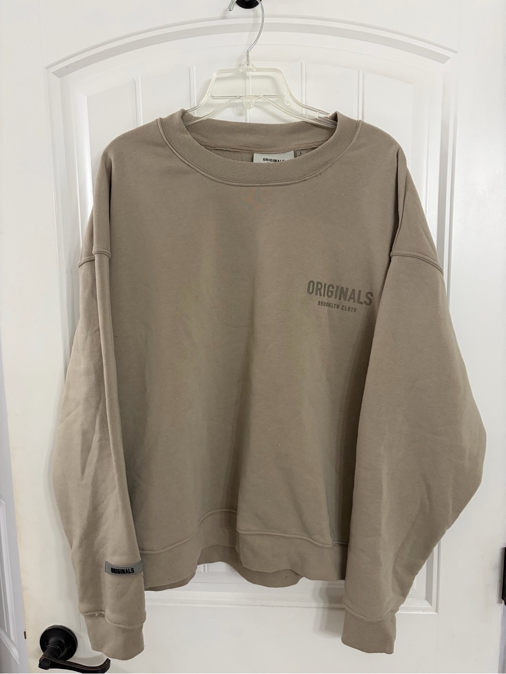 Brooklyn Cloth Men's Crewneck Sweatshirt in Taupe
